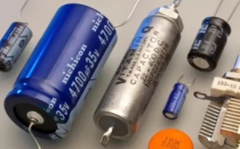 hold up capacitor calculations and use